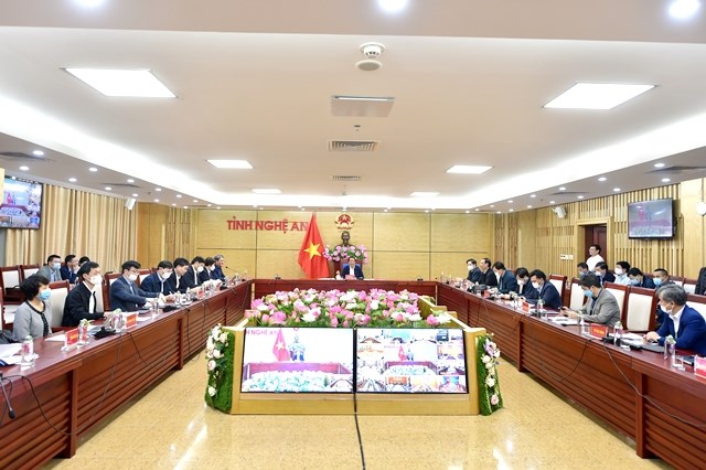Phó Thủ tướng Lê Văn Thành chủ trì hội nghị về tình hình thực hiện dự án cao tốc Bắc-Nam phía Đông (11/12/2021)